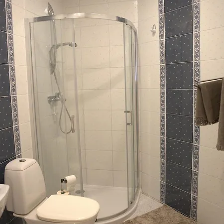 Lake Tower Apartment *